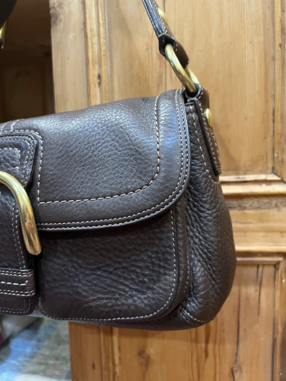 Coach F11842 Vintage SoHo Buckle Bag - Picture 4 of 14
